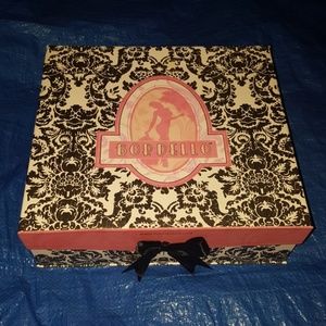 BORDELLO SATIN HEELS